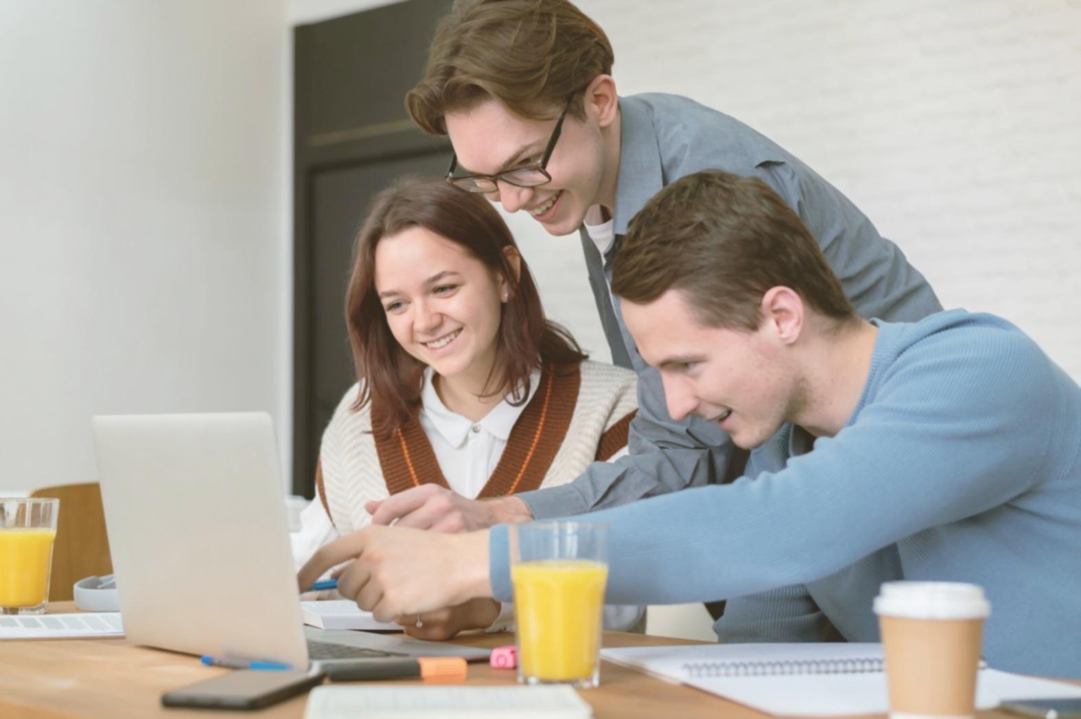Professionisti durante una sessione di formazione sulla negoziazione